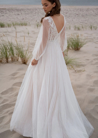 Boho V-Neck Tulle Wedding Dress
