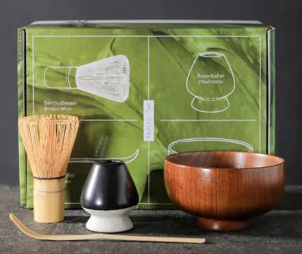 Ensemble traditionnel japonais de fouets à matcha en bambou
