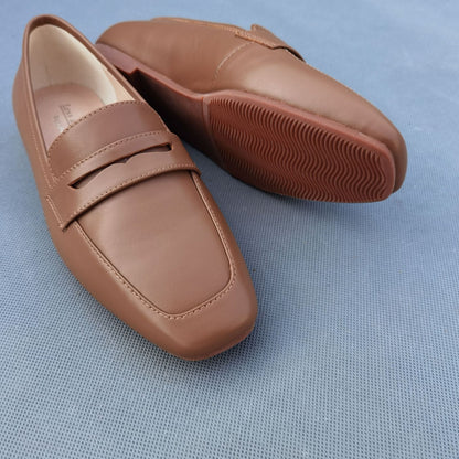 European Style Low-Heel Leather Women's Loafers XT-06