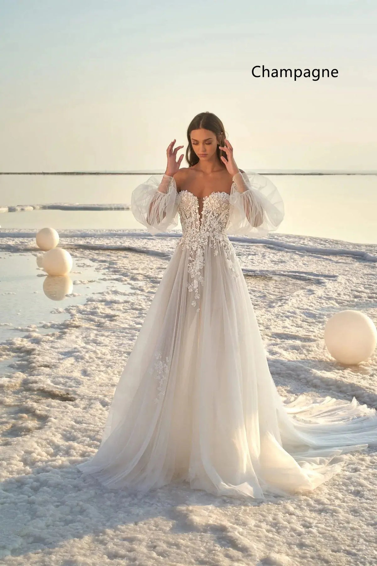 Robe de mariée de plage à manches bouffantes