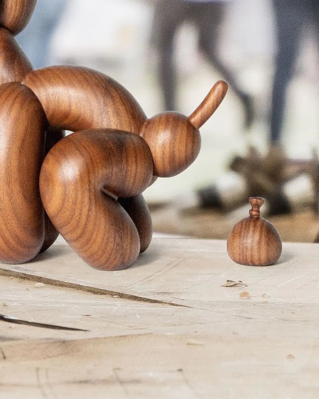 Sculpture d'art Chien Ballon en bois par Jeff Koons