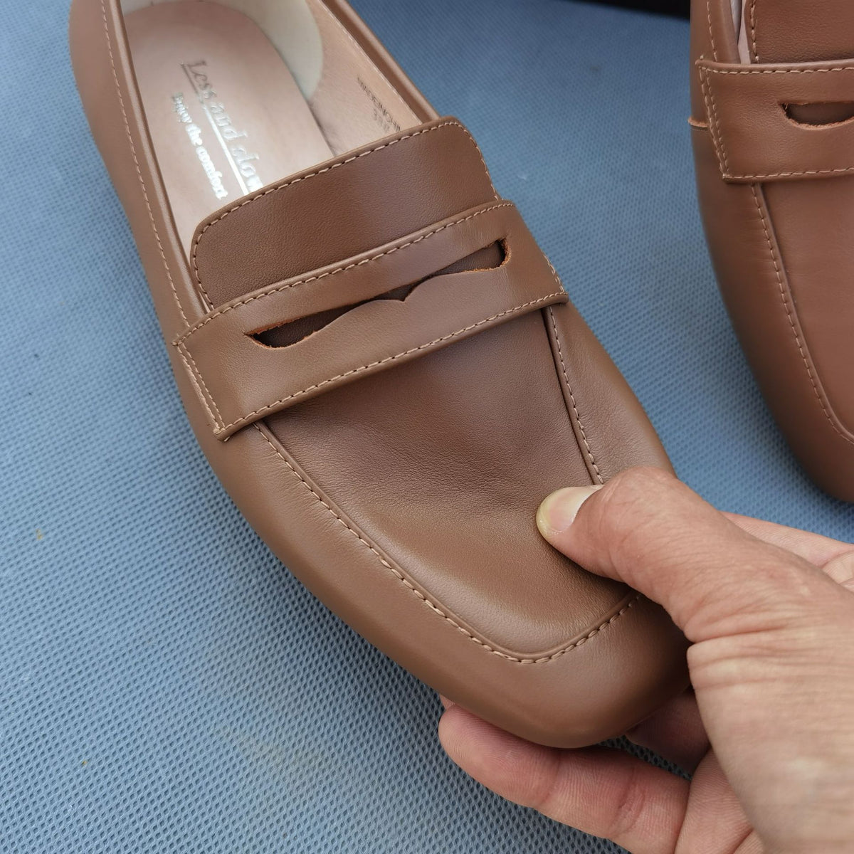 European Style Low-Heel Leather Women's Loafers XT-06