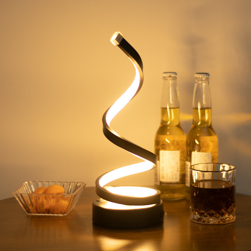 Lampe de table tactile LED nordique moderne pour la protection des yeux