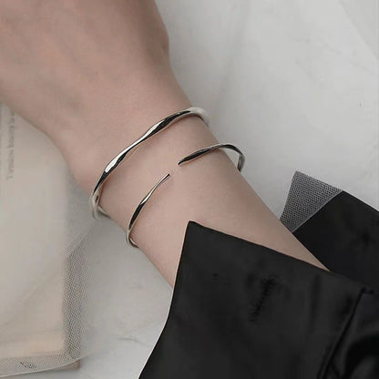 Korean Adjustable Mobius Bracelet - Unique Elegant Gift