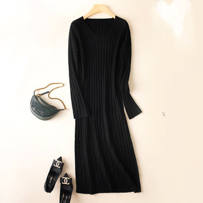 Knee-Length Knit Dress in Wool and Cashmere Blend