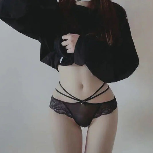 Comfortable Seamless Women's Panties in Net Yarn