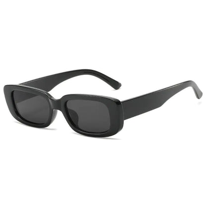 Lunettes de soleil rétro à la mode