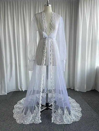 Robe de mariée en dentelle pour des séances photo de mariage de rêve
