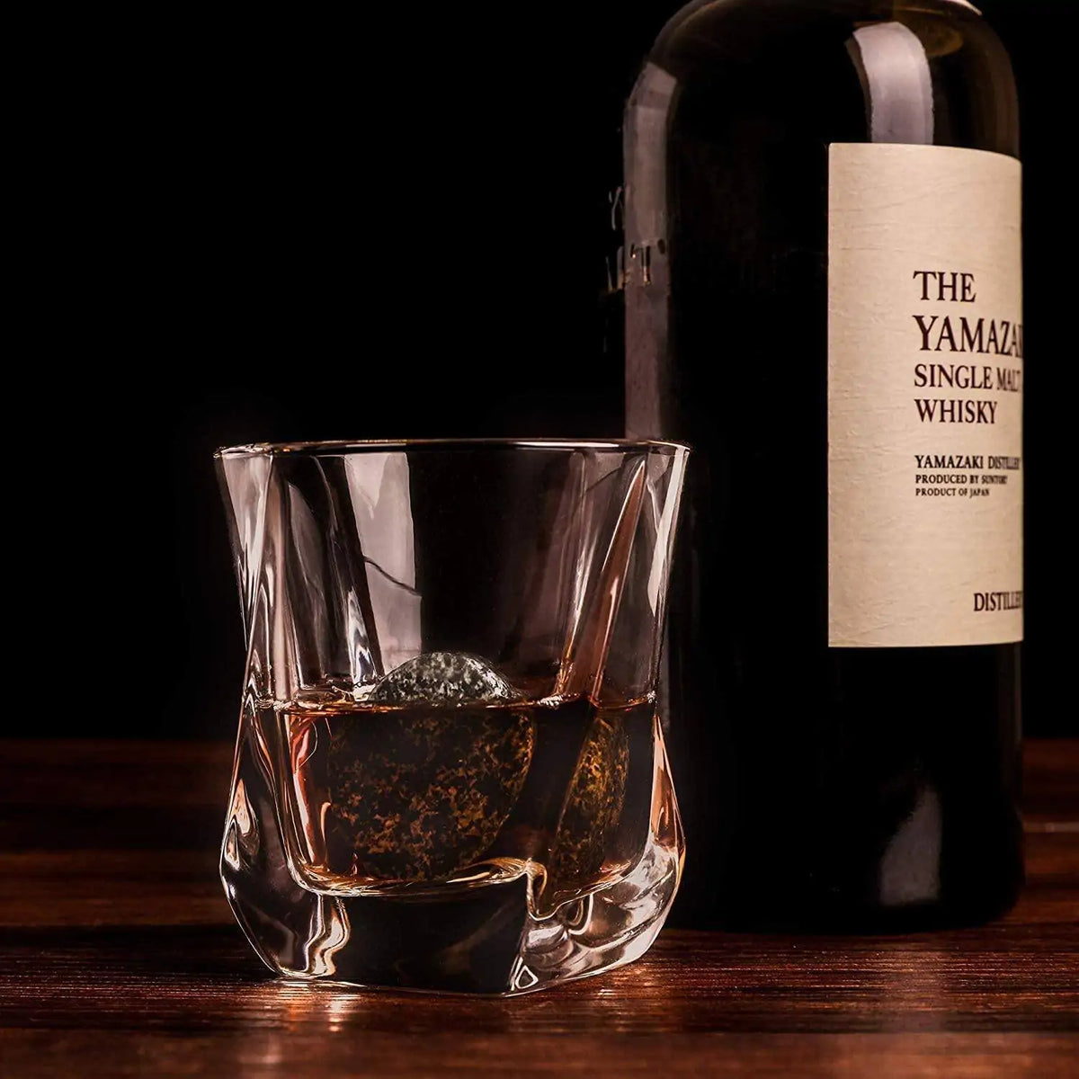 Le coffret du connaisseur – édition pierres à whisky et verre torsadé