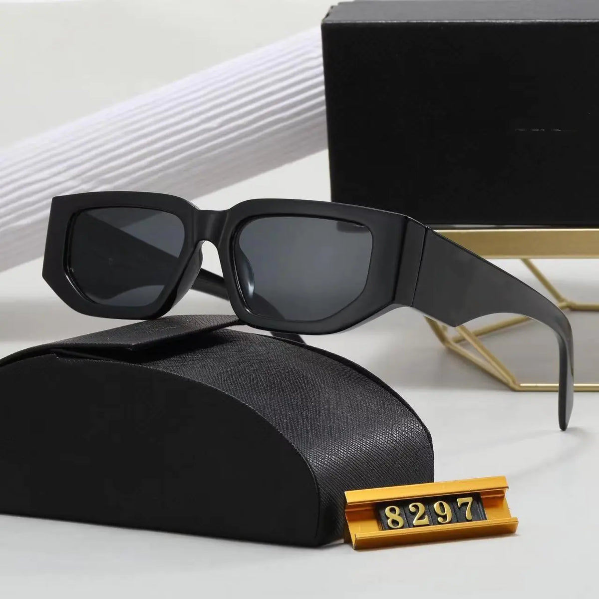 Fashion Wholesale Square Sunglasses for Men & Women