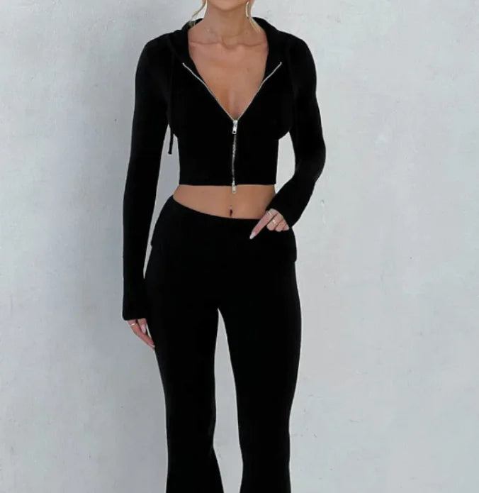 Ensemble décontracté hoodie et pantalon slim fit