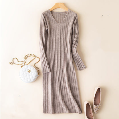 Knee-Length Knit Dress in Wool and Cashmere Blend
