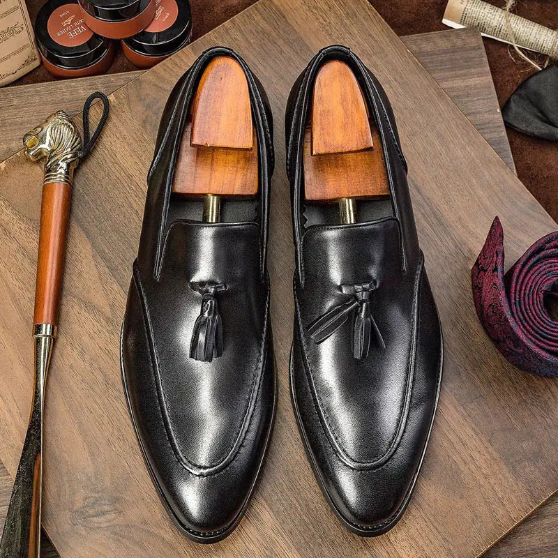 Chaussures en cuir décontractées habillées pour hommes avec des glands