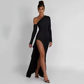 Robe de soirée fendue à épaules dénudées