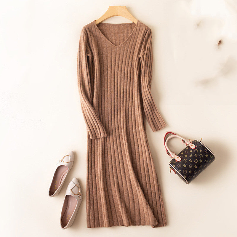 Knee-Length Knit Dress in Wool and Cashmere Blend