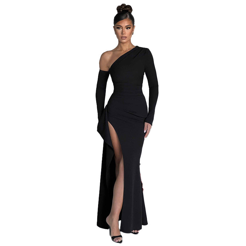 Robe de soirée fendue à épaules dénudées