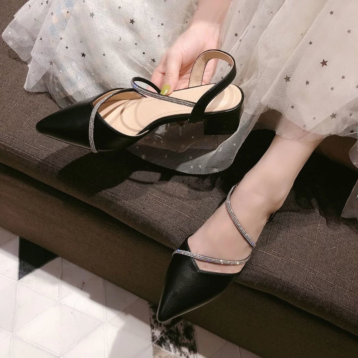 라인스톤 여성 뾰족코 통굽 슈즈