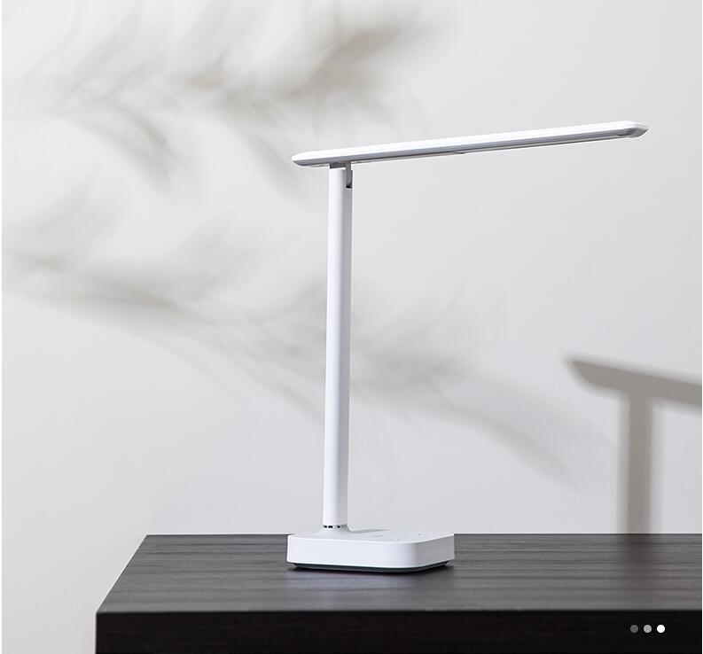 Lampe de bureau LED rechargeable pour étudiants avec protection oculaire