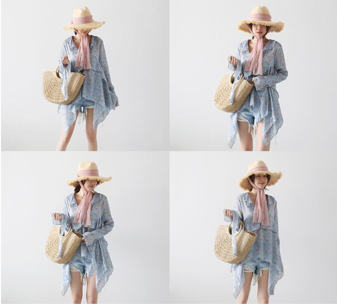 Women's Woven Straw Tote Bag for Summer Beach Trip