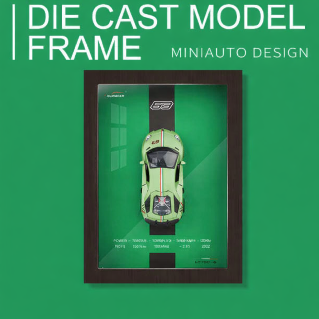 Décoration murale en alliage modèle Car Frame 32™ (Pièce unique)