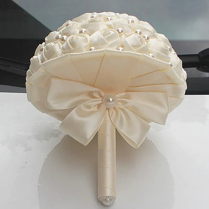Bouquet de mariée en rubans avec fausses roses