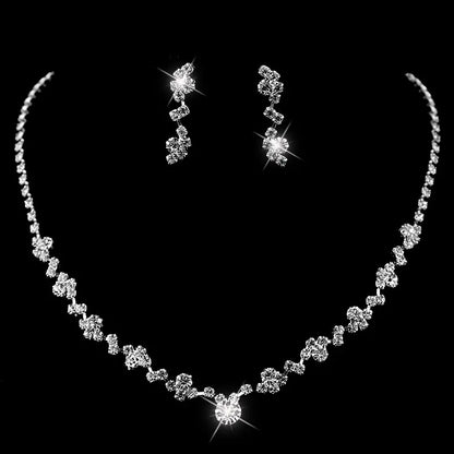 Parure de bijoux élégante Collier et boucles d'oreilles en strass pour mariées
