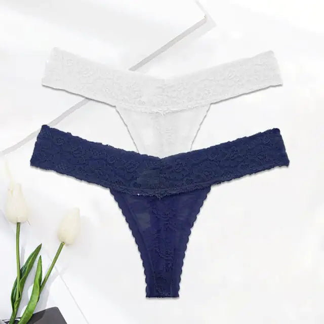 Ladies Solid Color Lace Thong Panties